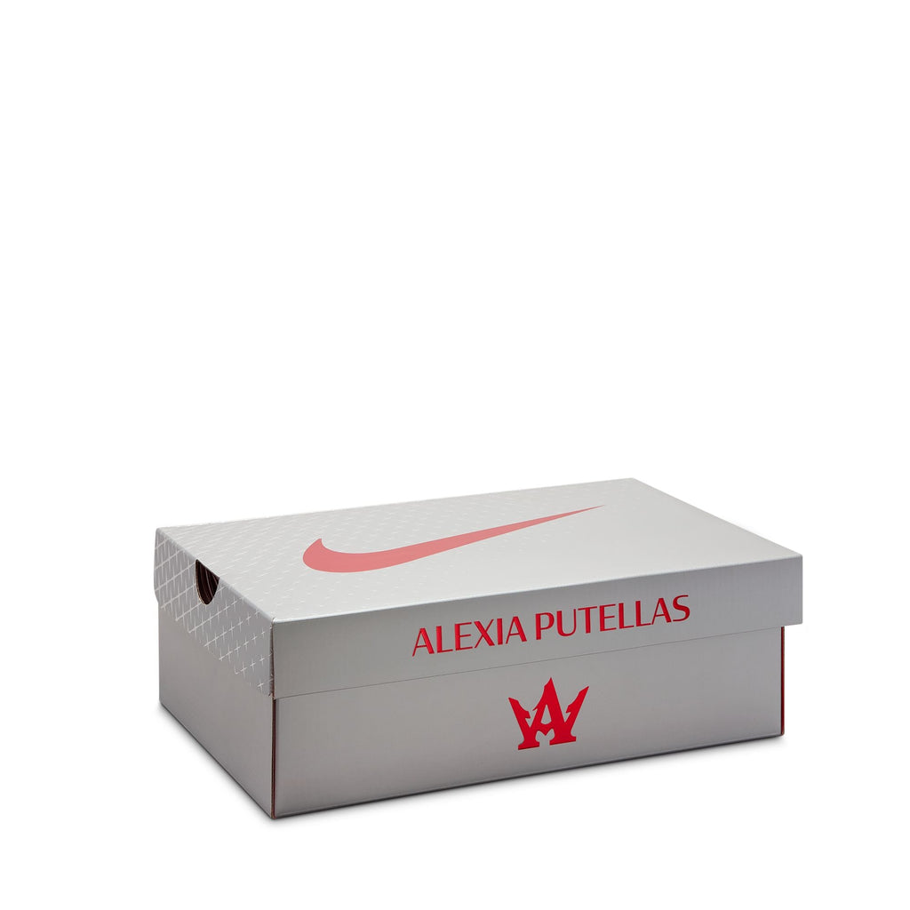 Nike Phantom 6 Low Elite "Alexia Putellas" Firm-Ground Soccer Cleats product image 12, provided for visual reference and