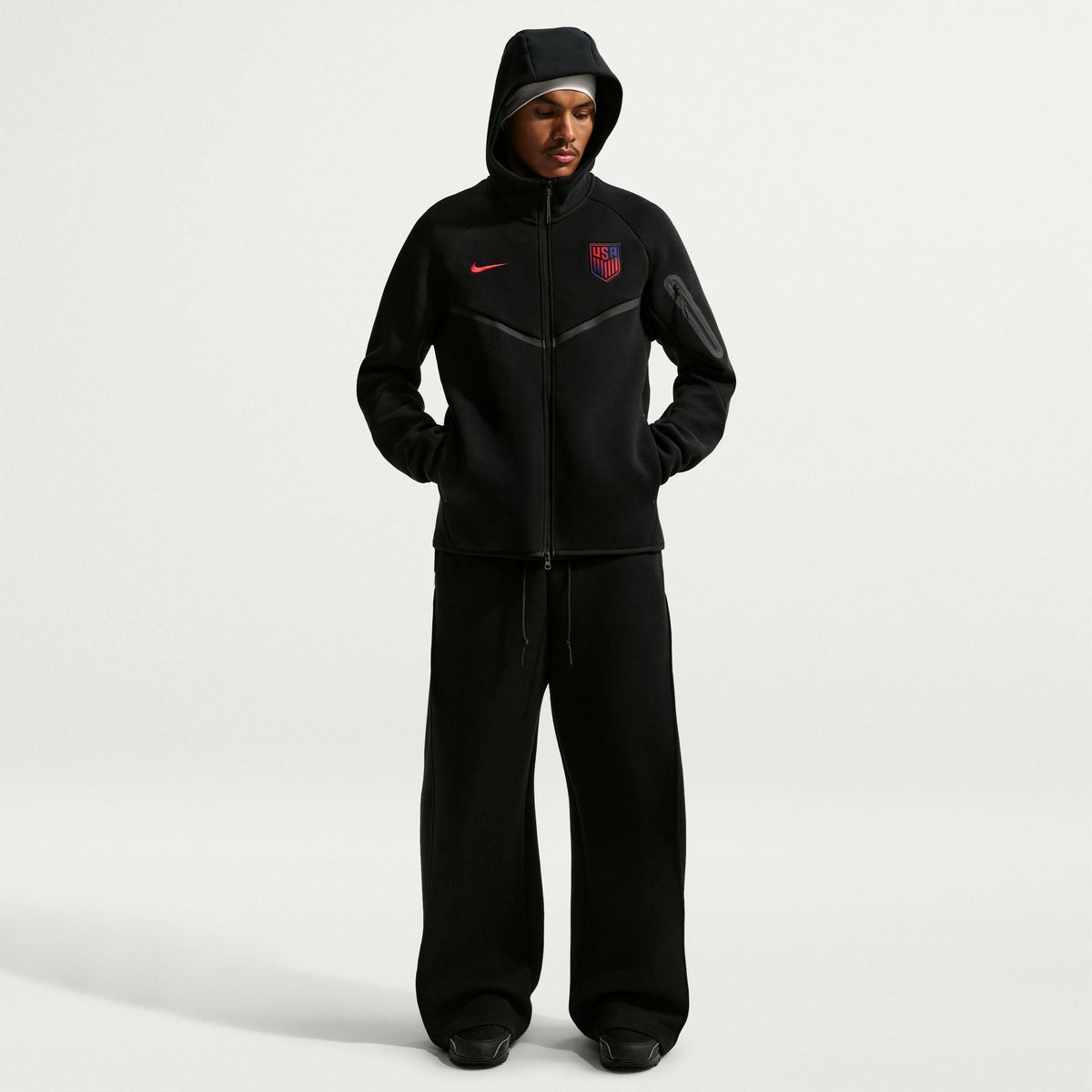 Nike USMNT Tech Fleece Windrunner Men Nike Soccer Full-Zip Hoodie product image 1, provided for visual reference and product