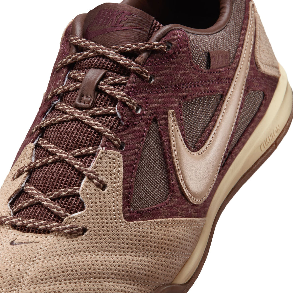 Nike Gato Indoor Soccer Shoes product image 10, provided for visual reference and product detail review