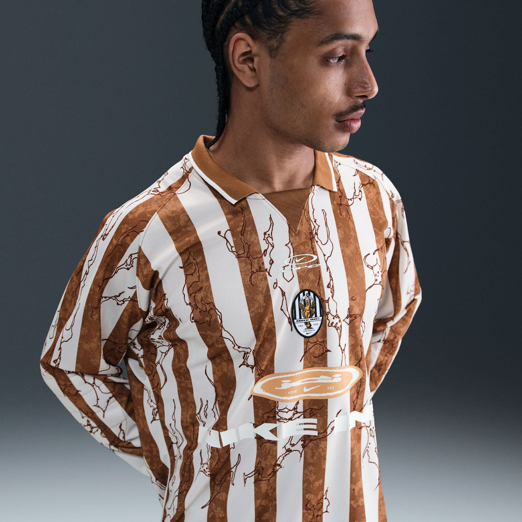 Nike Air Men Long-Sleeved Jersey product image 3, provided for visual reference and product detail review
