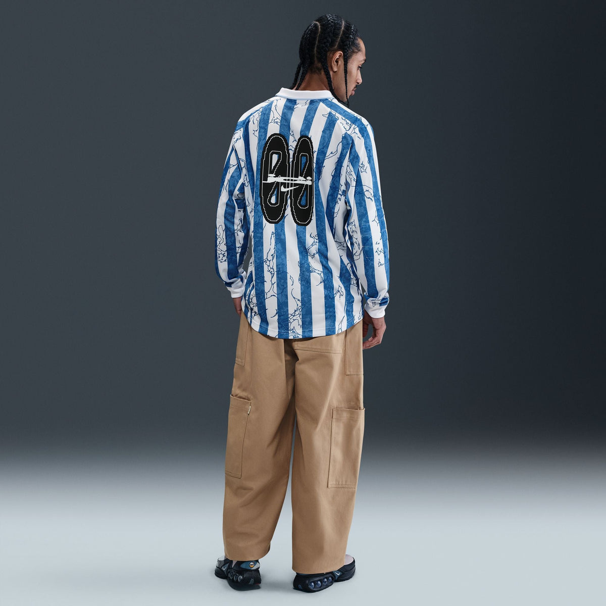 Nike Air Men Long-Sleeved Jersey product image 2, provided for visual reference and product detail review