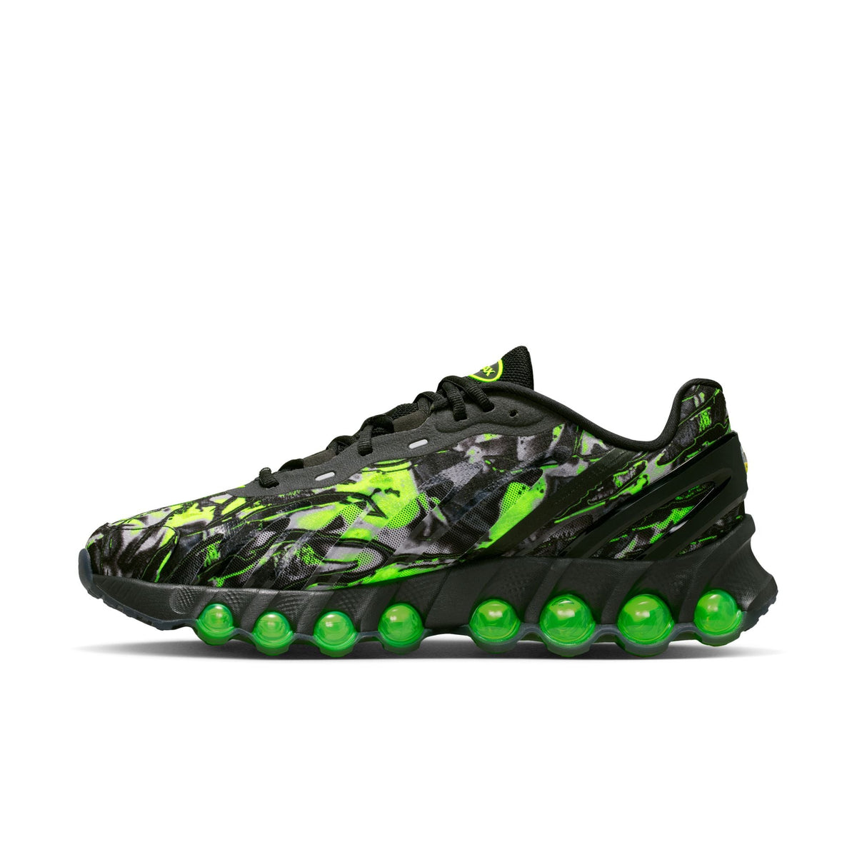 Nike Air Max Dn8 Men Shoes product image 2, provided for visual reference and product detail review