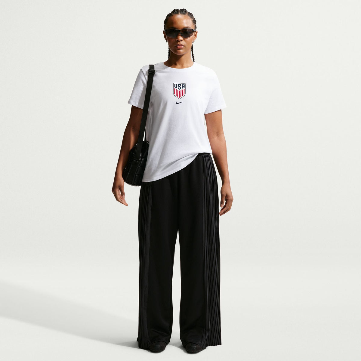 Nike USMNT Women Nike Soccer T-Shirt product image 1, provided for visual reference and product detail review