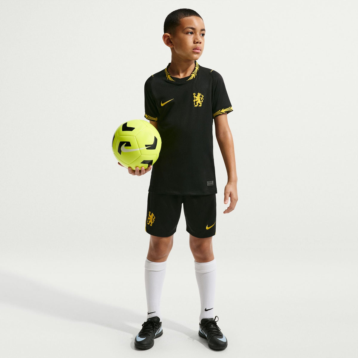 Nike Chelsea FC 2026/27 Stadium Away Big Kids' Nike Dri-FIT Soccer Replica Jersey product image 1, provided for visual