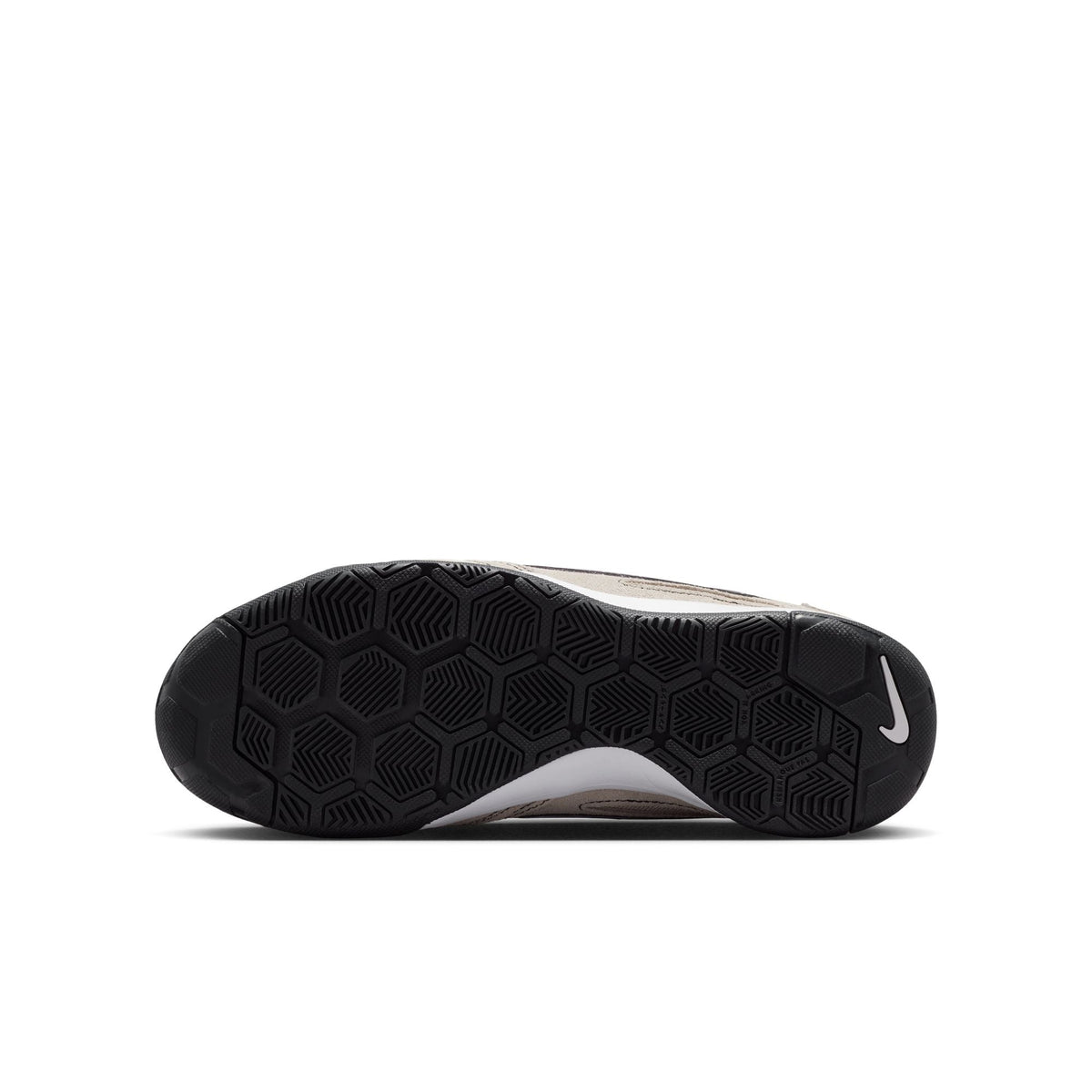 Nike Gato Big Kids' Indoor Soccer Shoes product image 6, provided for visual reference and product detail review