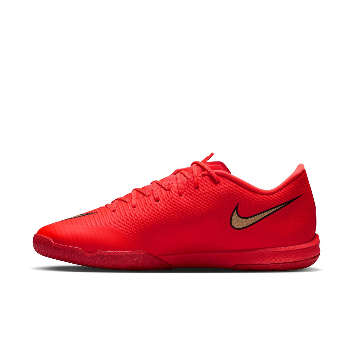 Nike Mercurial Vapor 17 Academy Indoor/Court Low-Top Soccer Shoes product image 2, provided for visual reference and product