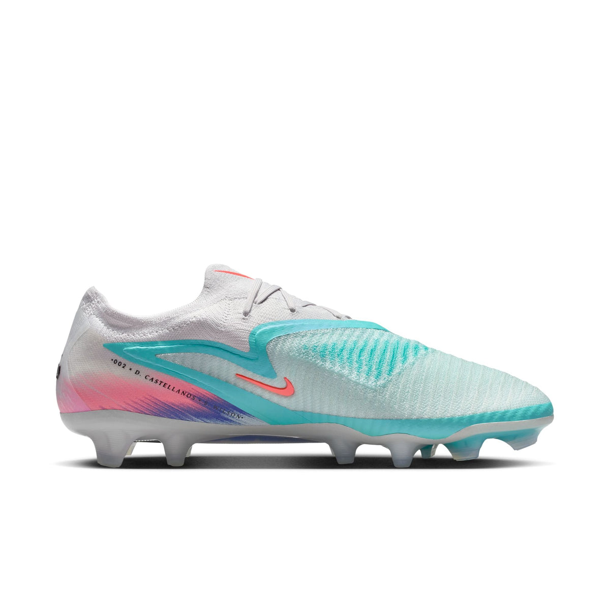 Nike United Phantom 6 Low Elite Firm-Ground Soccer Cleats product image 4, provided for visual reference and product detail