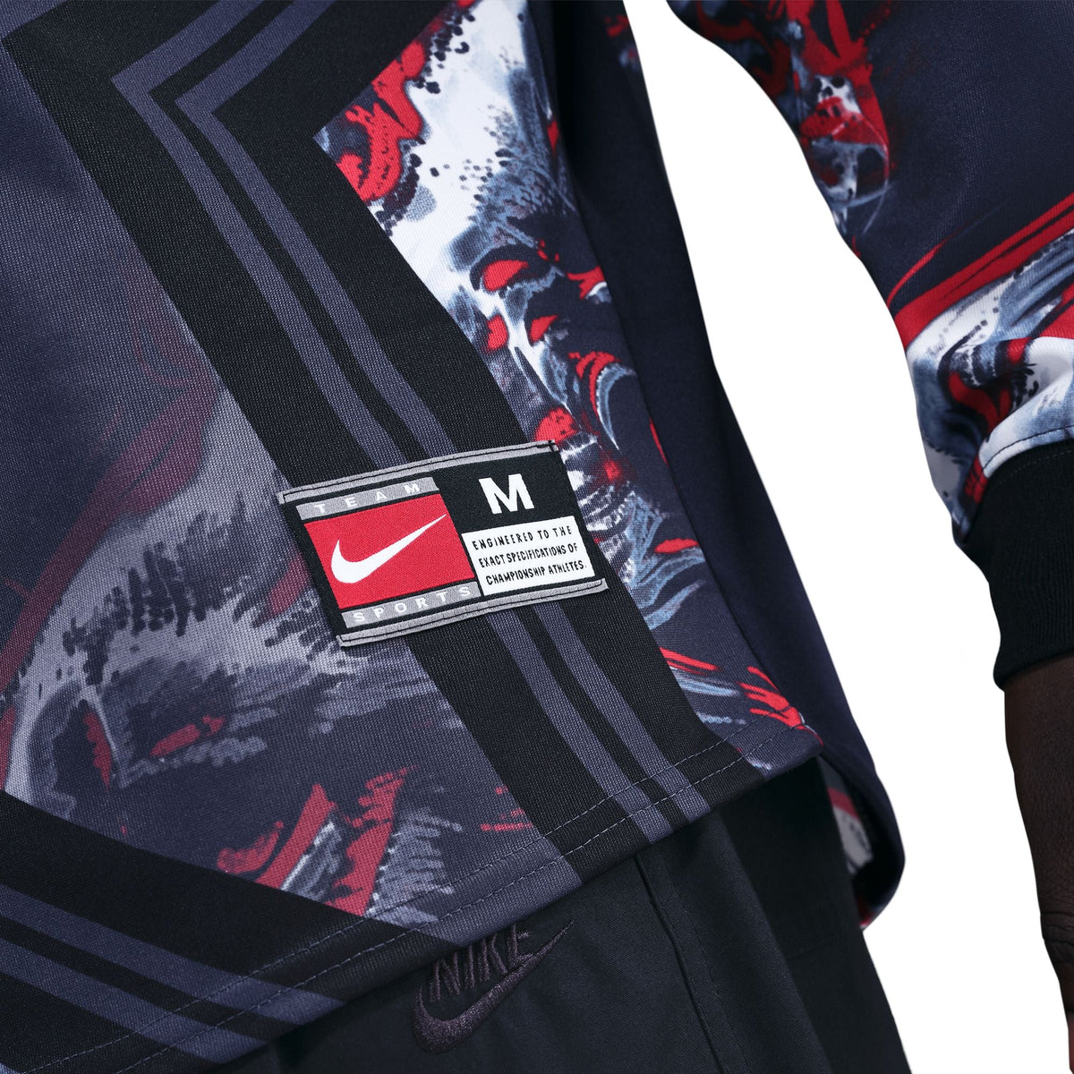 Nike England Hollywood Men Keepers Jersey product image 7, provided for visual reference and product detail review