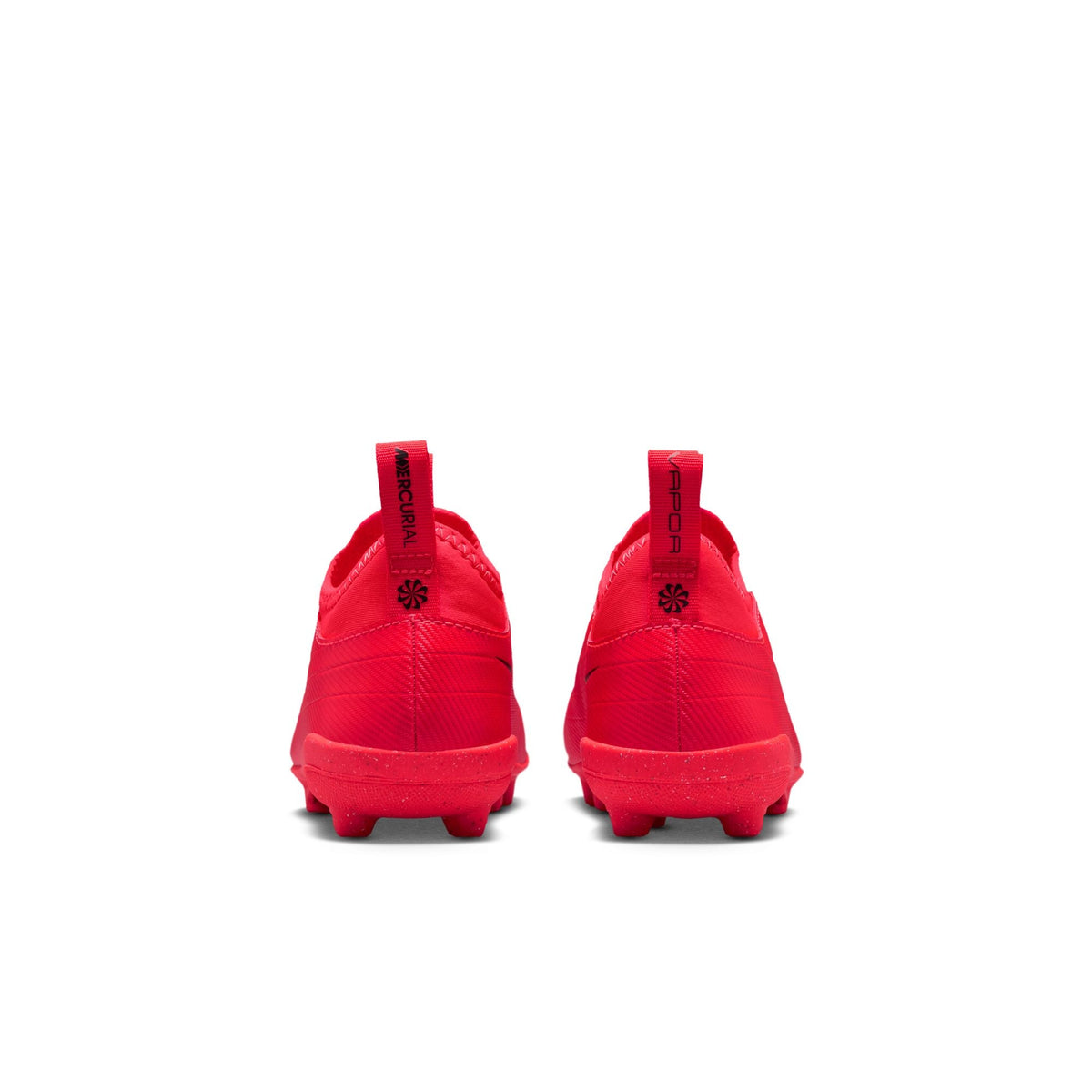 Nike Jr. Mercurial Vapor 17 Club Little Kids' Multi-Ground Low-Top Soccer Cleats product image 8, provided for visual