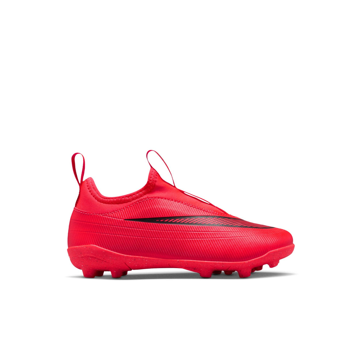 Nike Jr. Mercurial Vapor 17 Club Little Kids' Multi-Ground Low-Top Soccer Cleats product image 3, provided for visual
