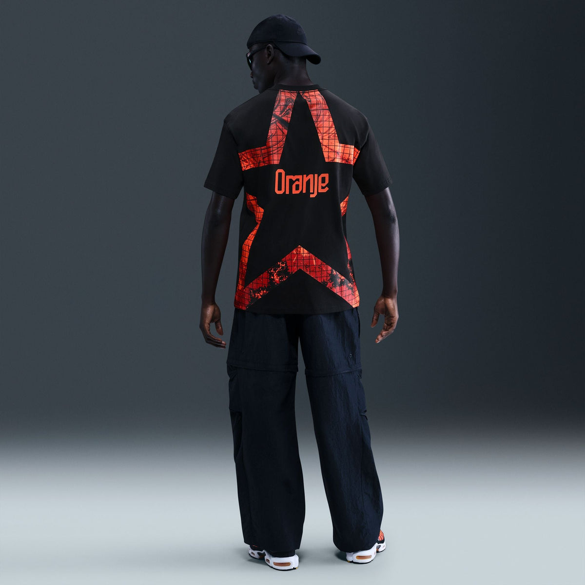 Nike Netherlands Hollywood Men T-Shirt product image 2, provided for visual reference and product detail review