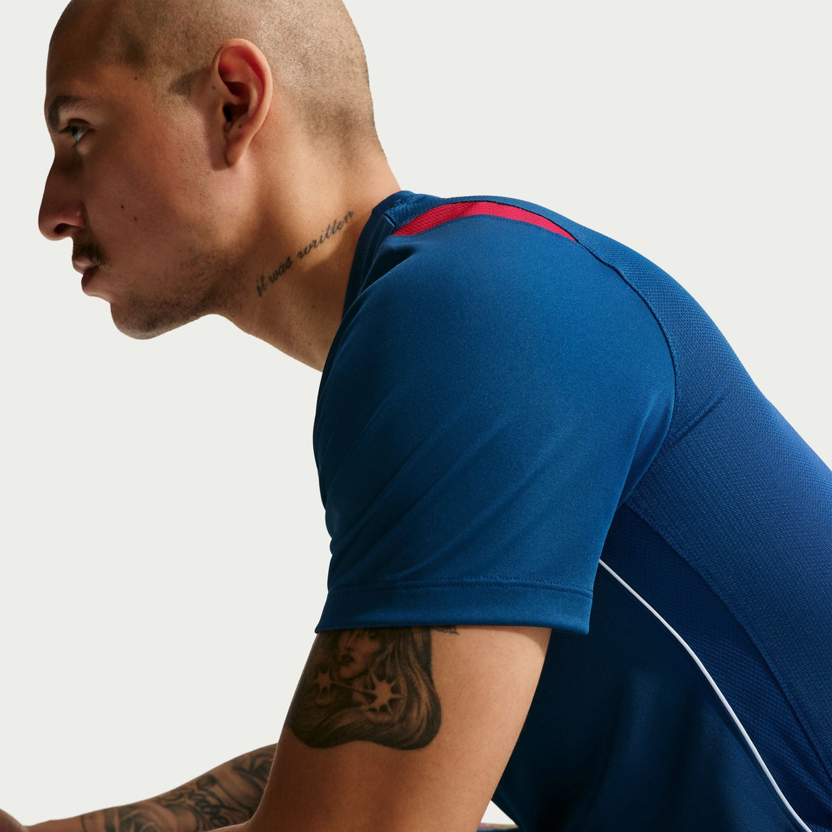Nike Chivas De Guadalajara Academy Pro Men Nike Dri-FIT Soccer Short-Sleeve Knit Top product image 4, provided for visual