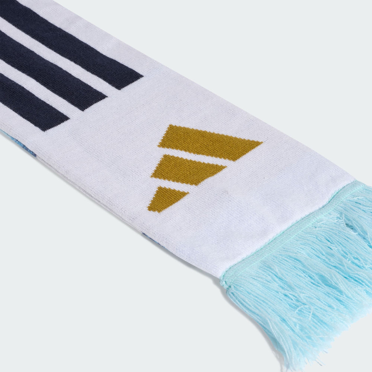 adidas Argentina 26 Scarf product image 2, provided for visual reference and product detail review