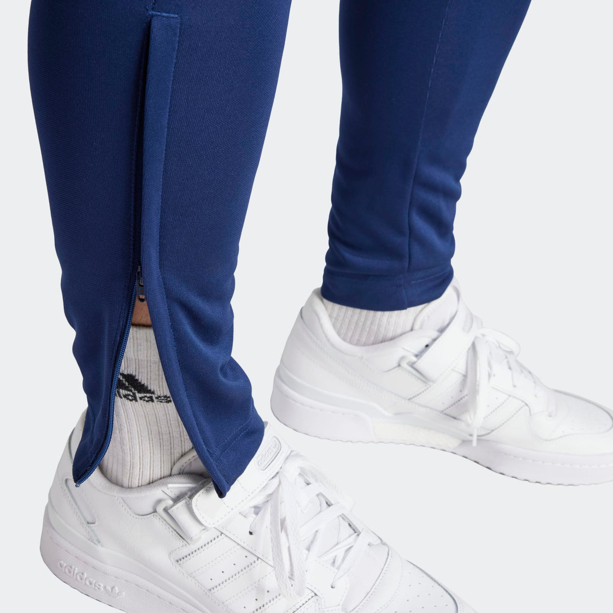 adidas Entrada 22 Men Training Pant product image 5, provided for visual reference and product detail review