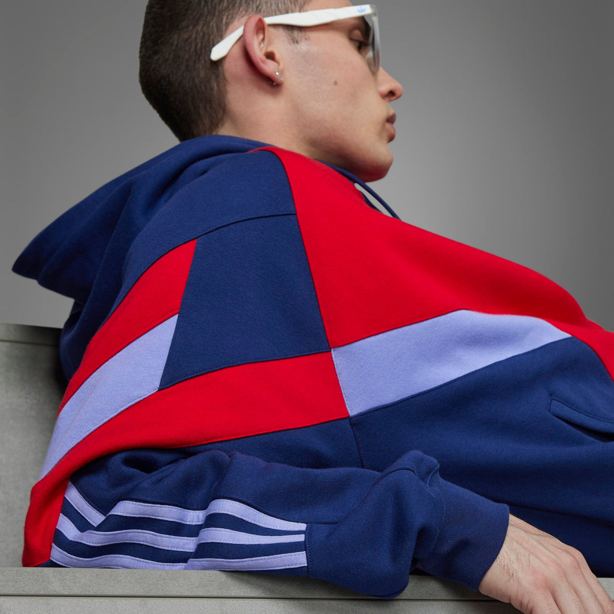 Adidas Arsenal Men’s Original Retro Hoodie product image 13, provided for visual reference and product detail review