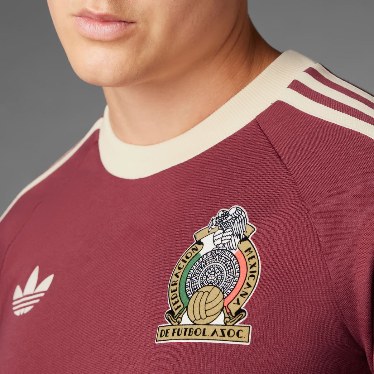 adidas Mexico Adicolor 3-Stripe Men T-Shirt product image 8, provided for visual reference and product detail review