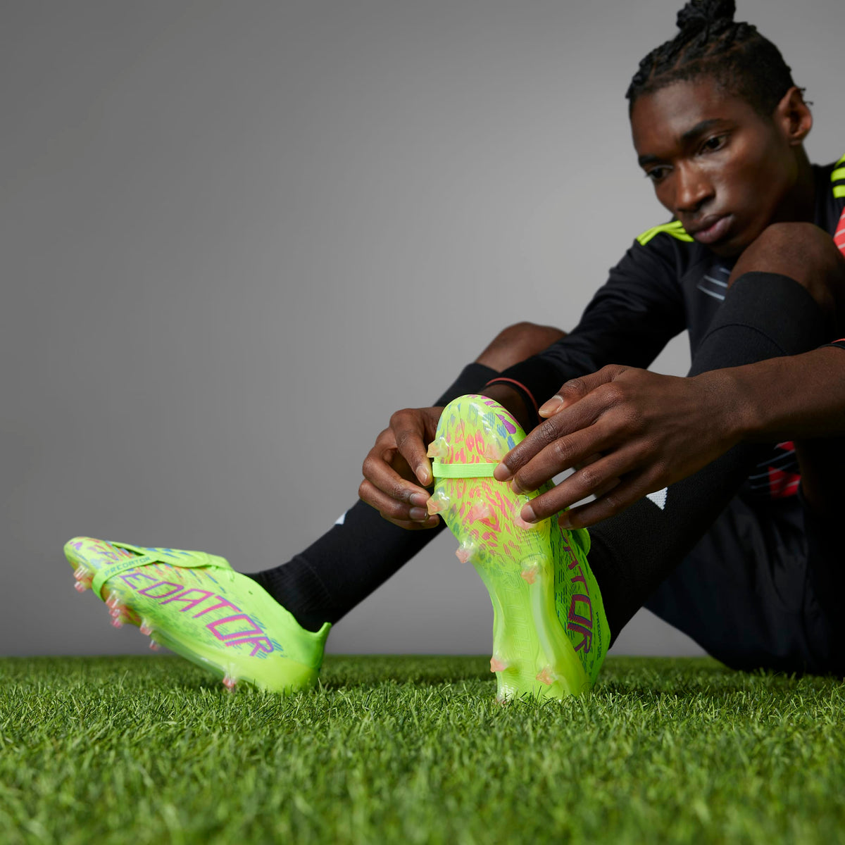adidas Predator Elite Fold-Over Tongue Firm Ground Cleats product image 19, provided for visual reference and product detail