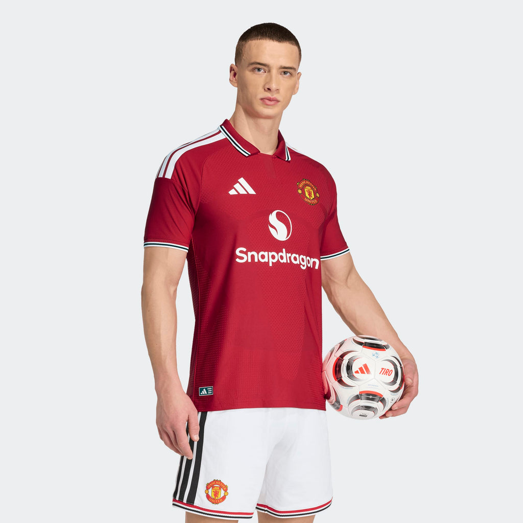 adidas MANCHESTER UNITED 26/27 HOME JERSEY AUTHENTIC product image 13, provided for visual reference and product detail