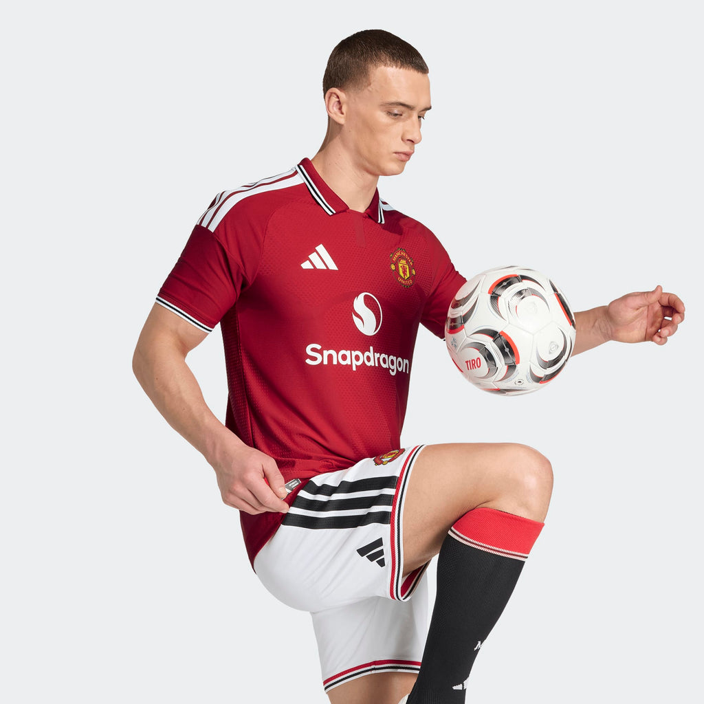 adidas MANCHESTER UNITED 26/27 HOME JERSEY AUTHENTIC product image 8, provided for visual reference and product detail review