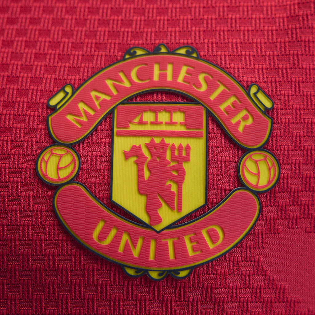 adidas MANCHESTER UNITED 26/27 HOME JERSEY AUTHENTIC product image 4, provided for visual reference and product detail review