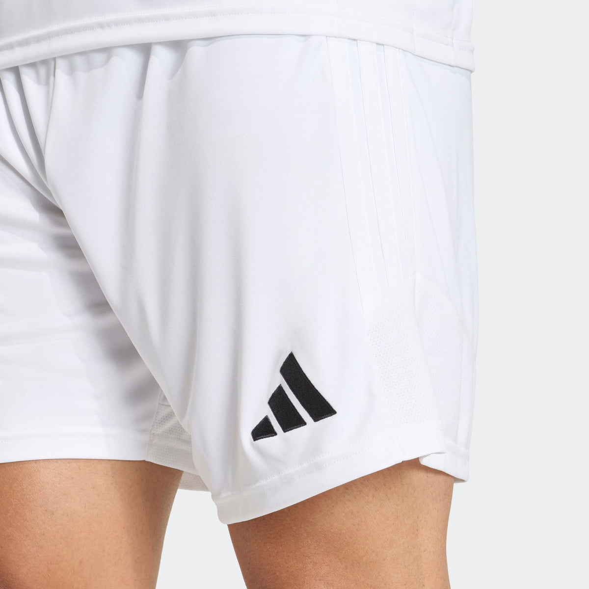 Adidas Tiro 26 League Soccer Short White/Black Men KA8787 product image 3, provided for visual reference and product detail