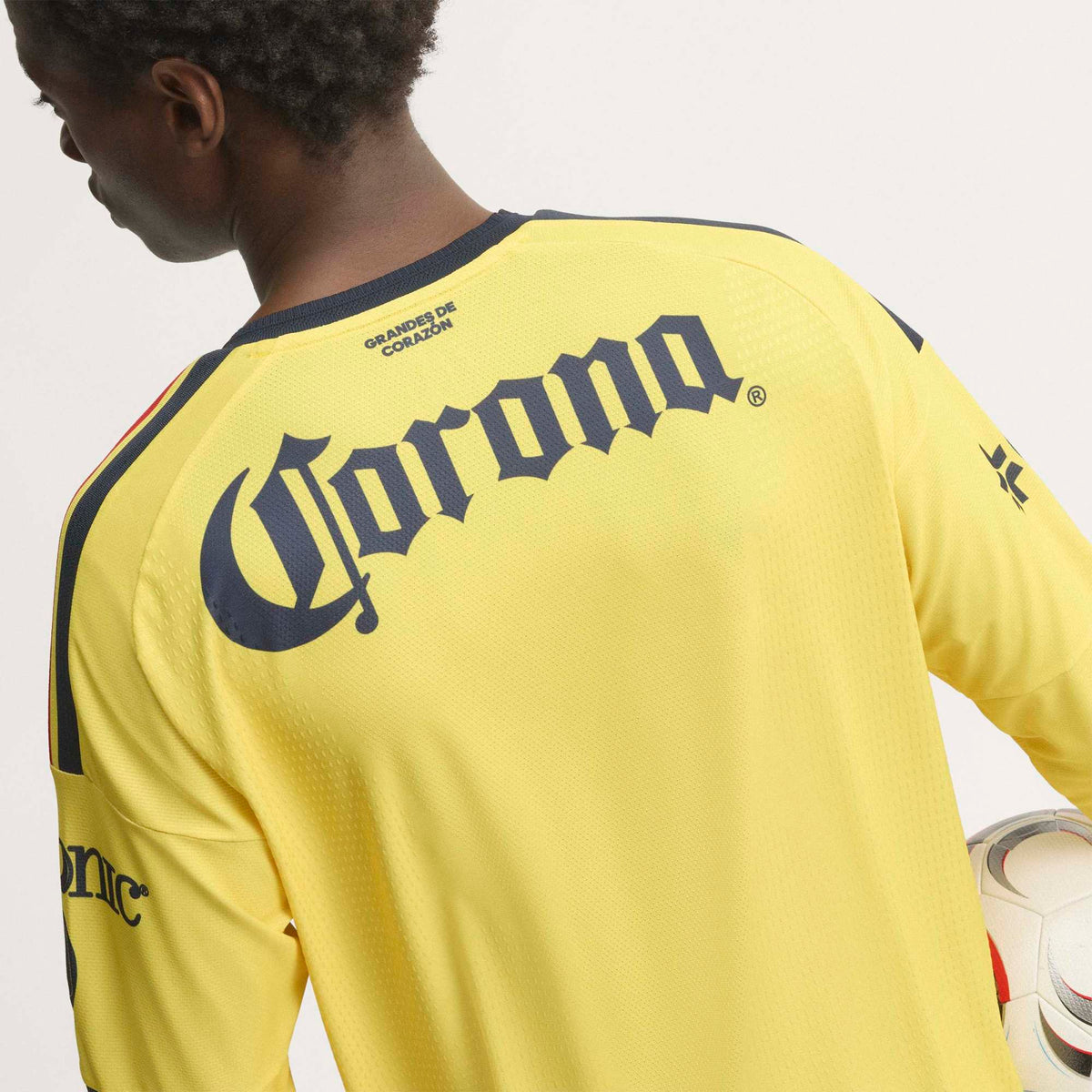 adidas CLUB AMERICA 26/27 HOME AUTHENTIC LONG SLEEVE JERSEY product image 5, provided for visual reference and product