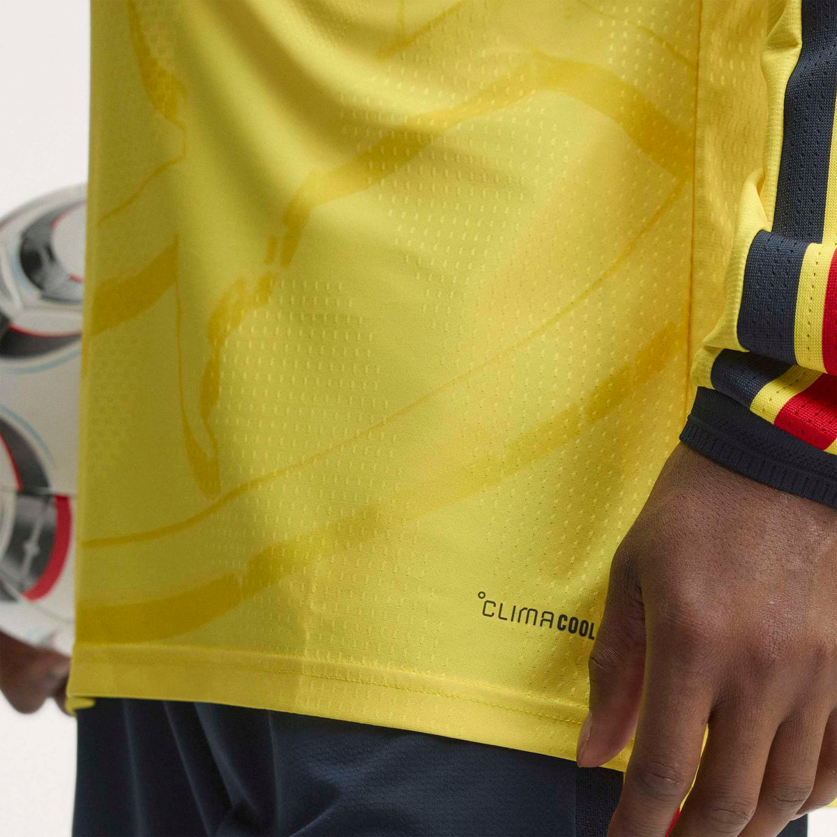 adidas CLUB AMERICA 26/27 HOME AUTHENTIC LONG SLEEVE JERSEY product image 7, provided for visual reference and product