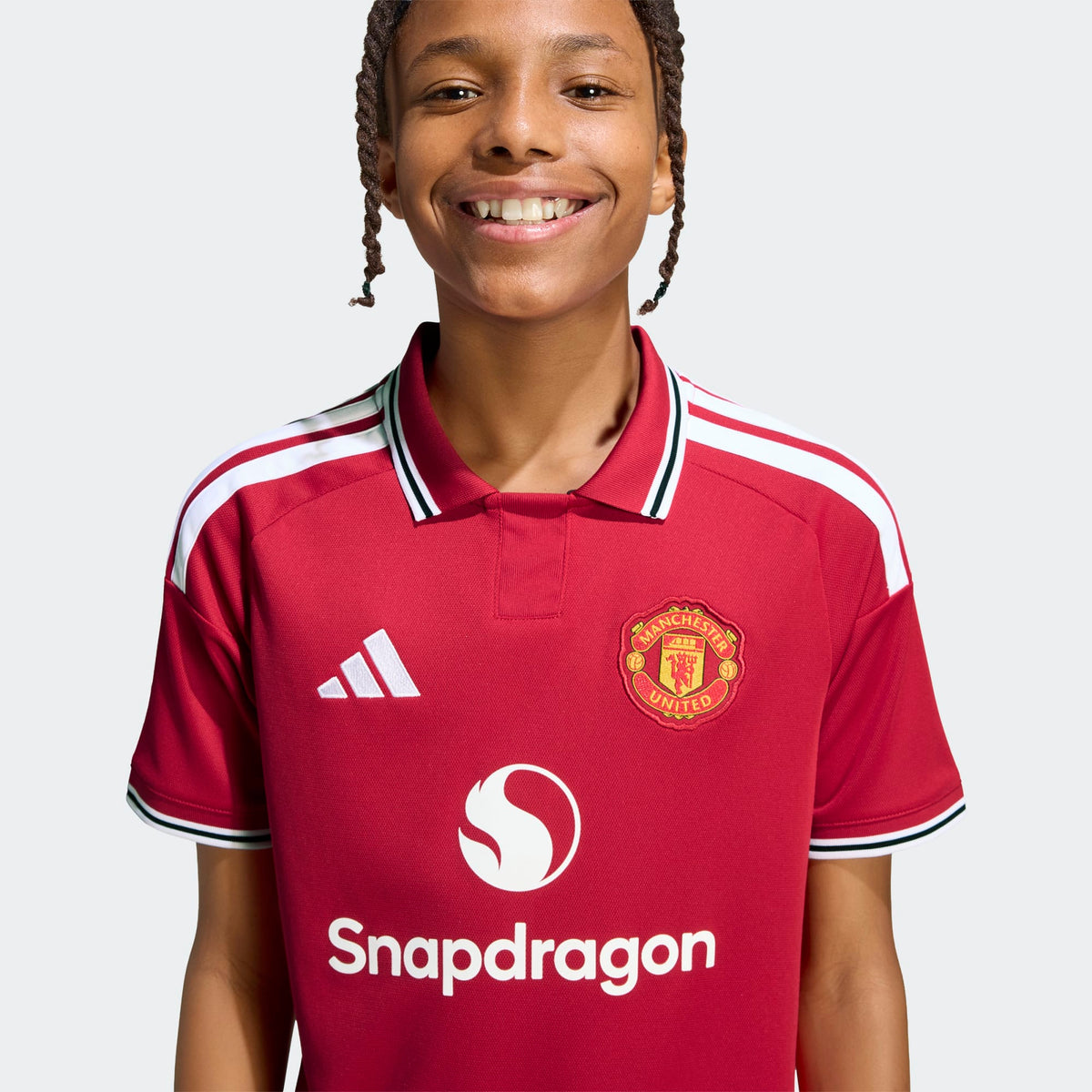 adidas MANCHESTER UNITED 26/27 HOME JERSEY KIDS product image 5, provided for visual reference and product detail review