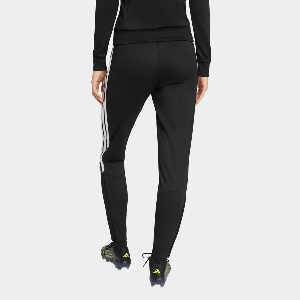 Tiro 26 League Training Pants Women product image 3, provided for visual reference and product detail review