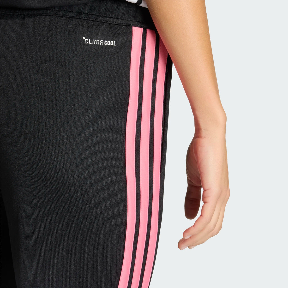 Tiro 26 League Training Pants Women product image 5, provided for visual reference and product detail review