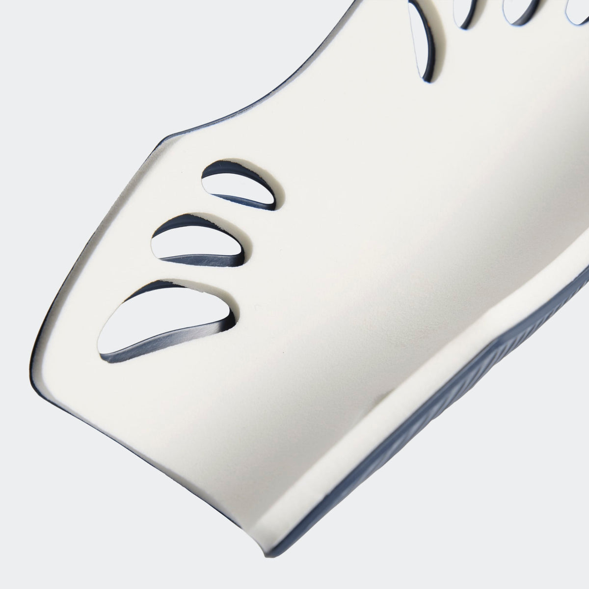 adidas ADIFLEX SHIN GUARDS product image 3, provided for visual reference and product detail review