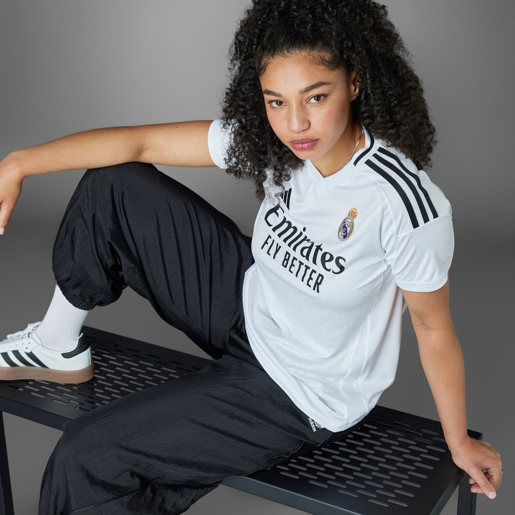 adidas REAL MADRID Women 24/25 HOME JERSEY product image 4, provided for visual reference and product detail review