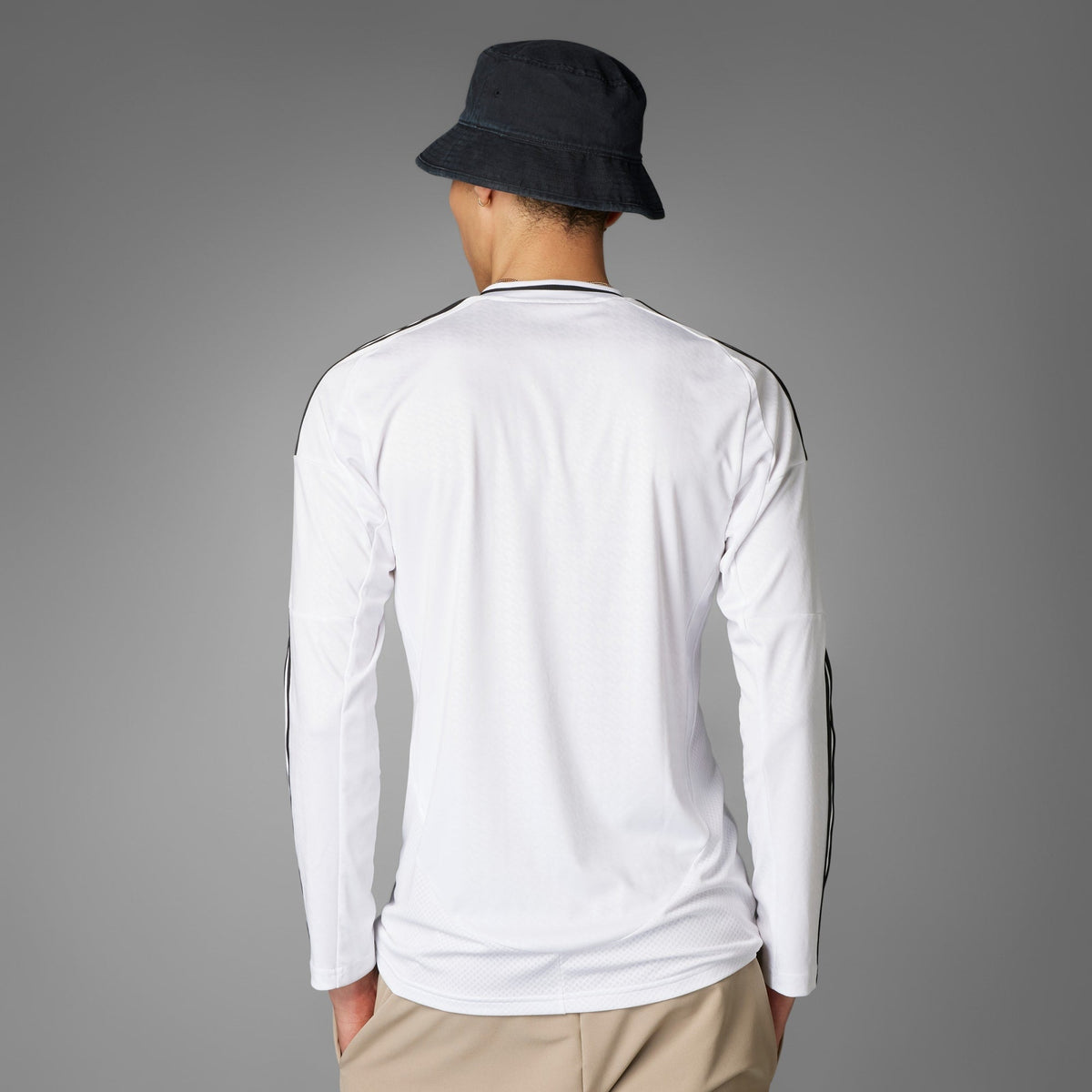 ADIDAS Real Madrid 24/25 Home LONG SLEEVE JERSEY product image 2, provided for visual reference and product detail review