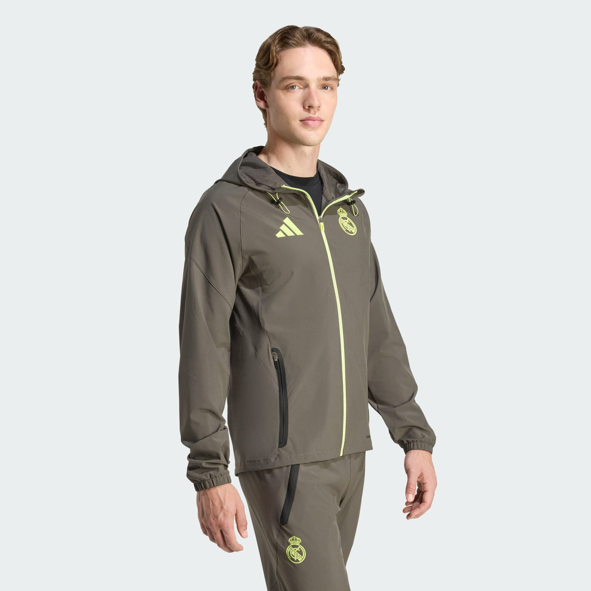 Real Madrid Tiro 25 Competition Vis Tech Travel Jacket product image 3, provided for visual reference and product detail