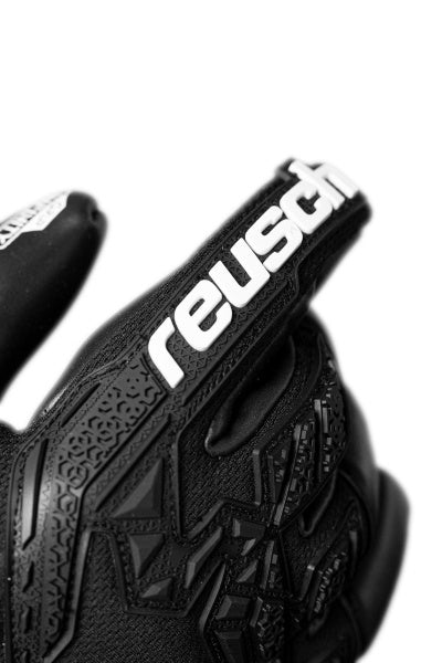 Reusch Attrakt Freegel Infinity Goalkeeper Glove product image 5, provided for visual reference and product detail review