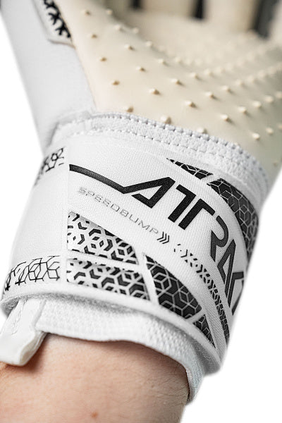 Reusch Attrakt Speedbump Goalkeeper Glove product image 7, provided for visual reference and product detail review