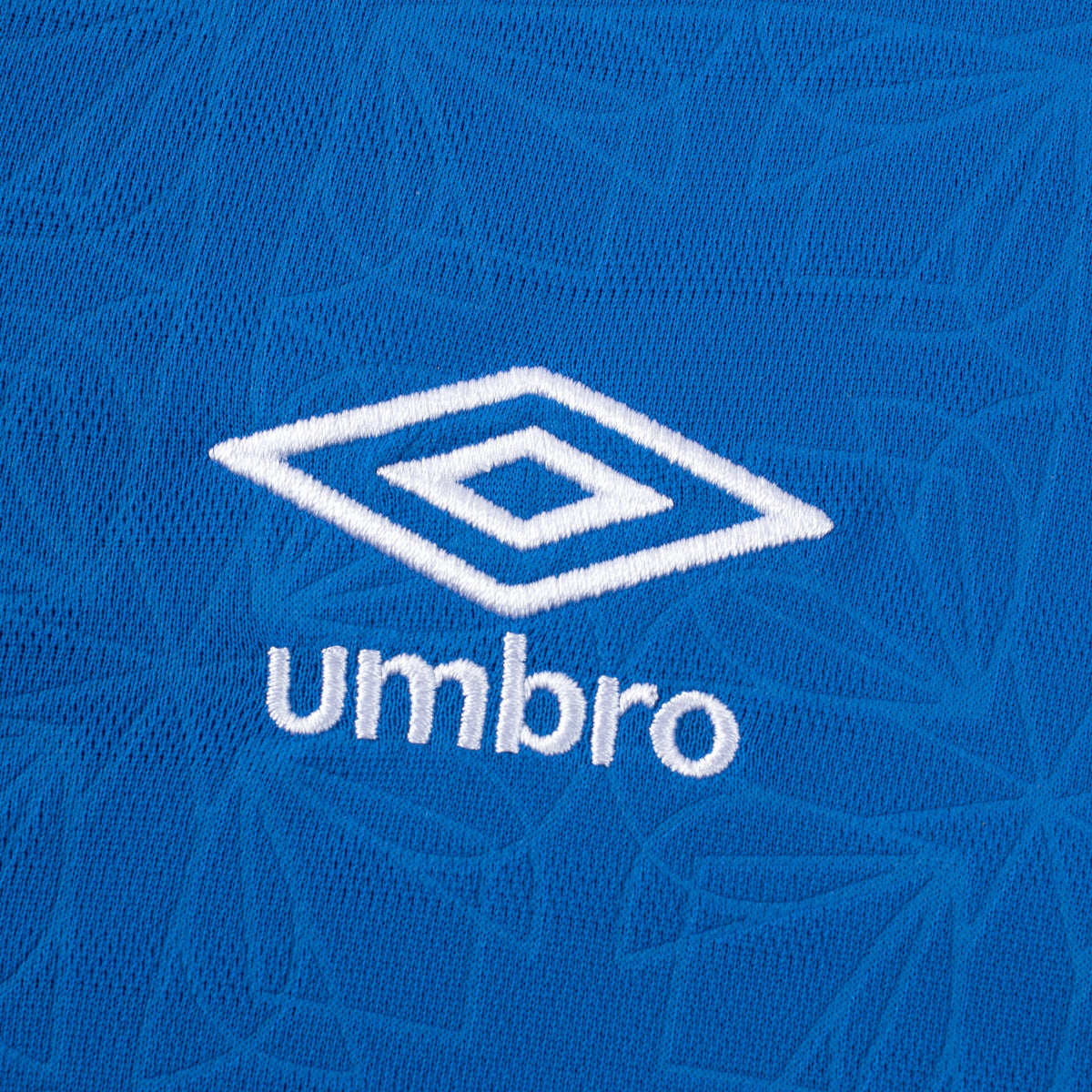 Umbro El Salvador Men Home Long Sleeve Jersey 25/26 product image 4, provided for visual reference and product detail review