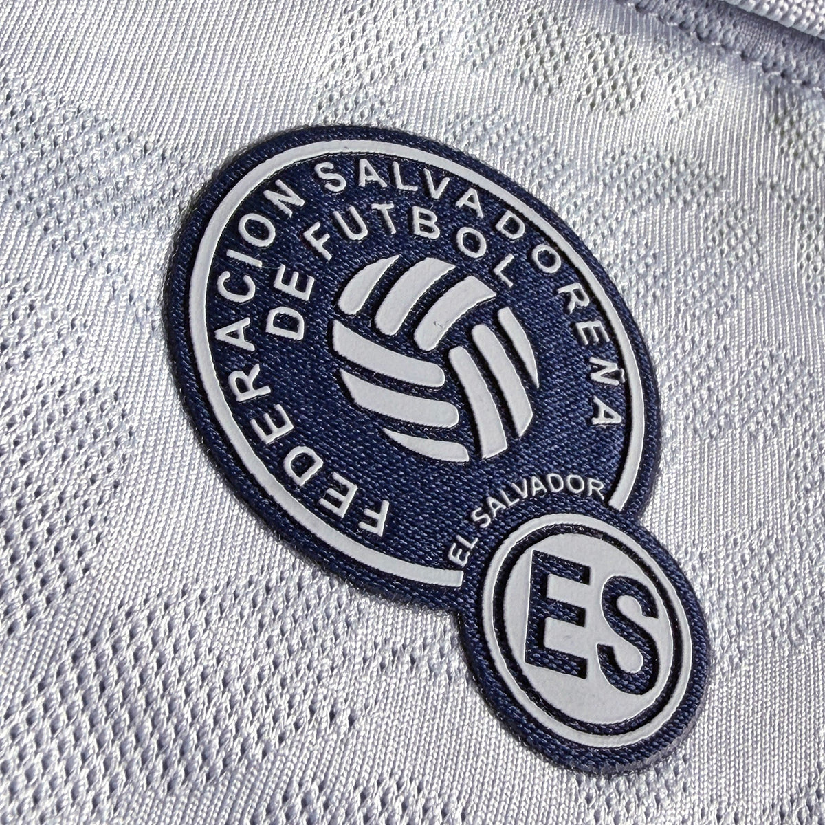 Umbro El Salvador Men Away Long Sleeve Jersey 2026 product image 3, provided for visual reference and product detail review