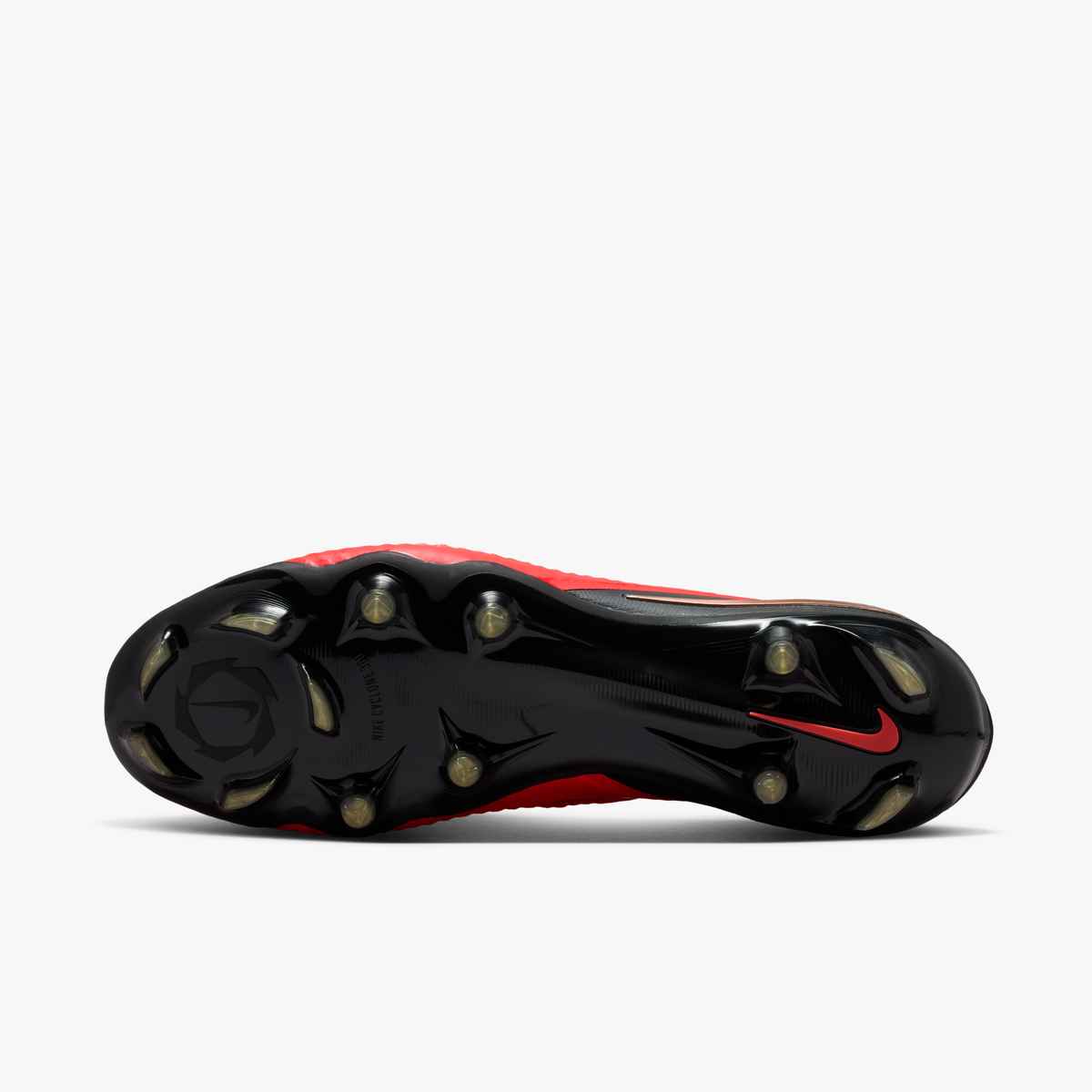 Nike Phantom 6 Low Elite Firm-Ground Soccer Cleats product image 5, provided for visual reference and product detail review