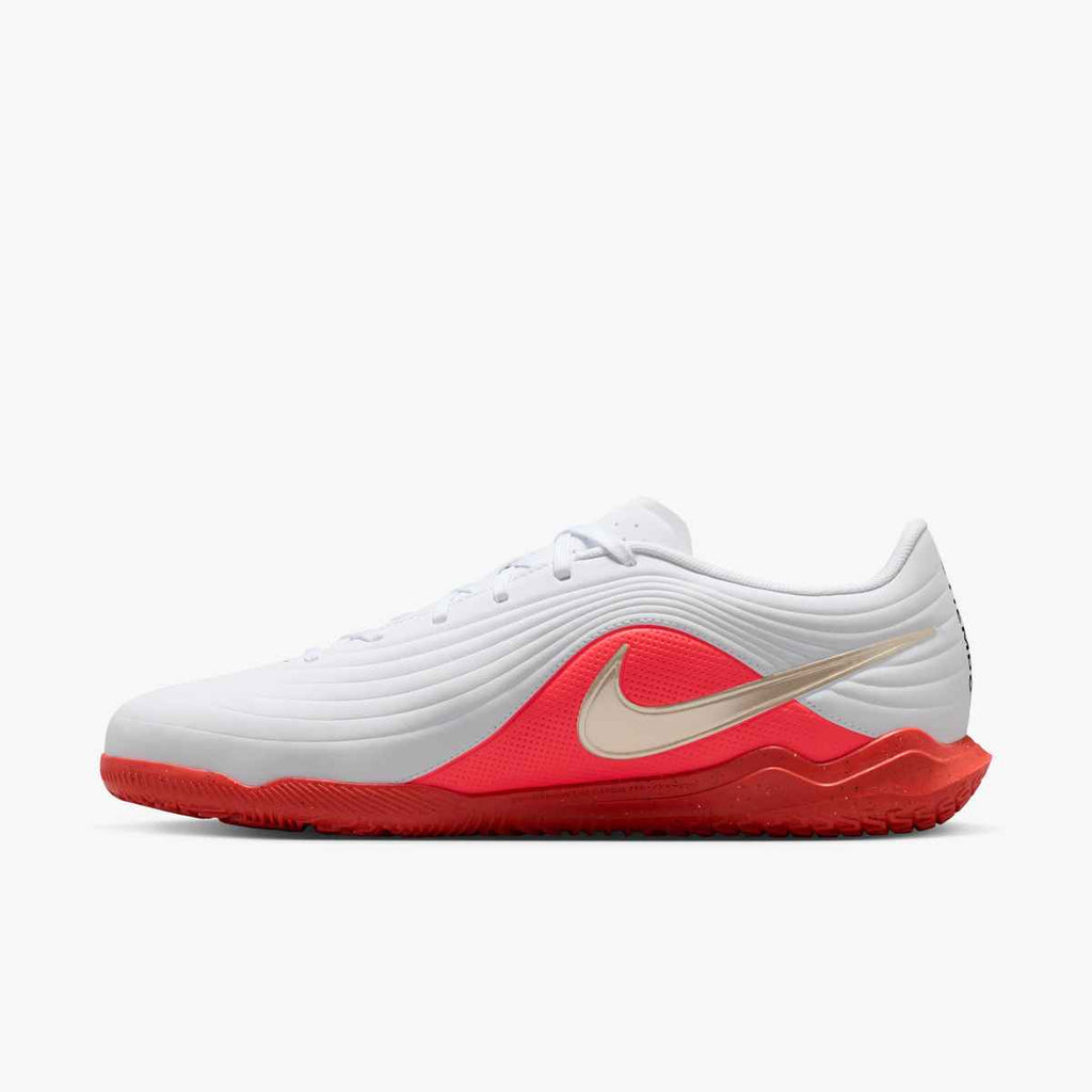Nike Tiempo Maestro Club Indoor/Court Low-Top Soccer Shoes product image 2, provided for visual reference and product detail